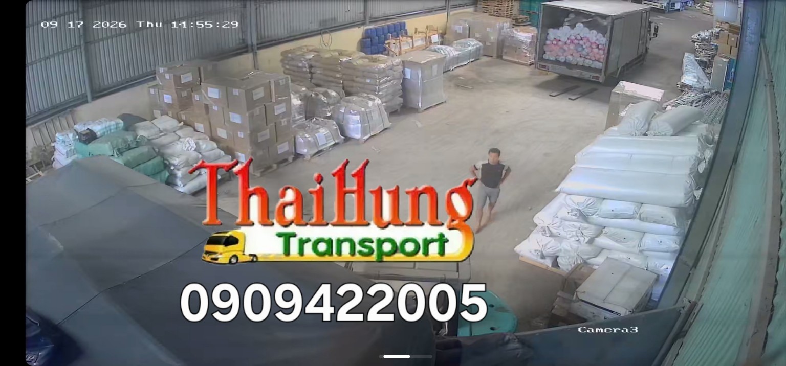 Kho Thái Hùng tập kết bạt hồ tôm và vải địa kỹ thuật xây dựng chờ vận chuyển Bắc Nam